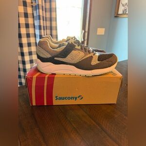 Saucony x END Grid 9000 Limited Men's Size 10.5